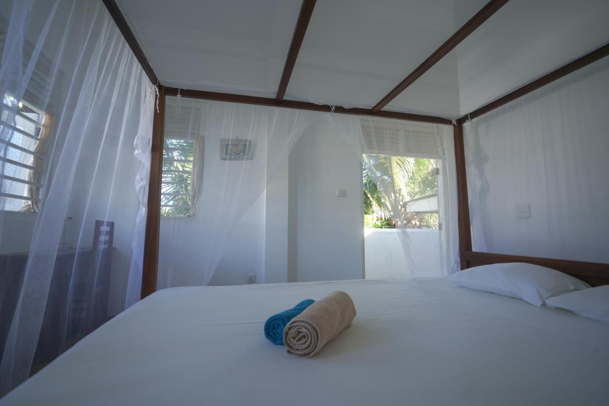 Bed and Breakfast Casa Tharin Madiha Матара Екстер'єр фото